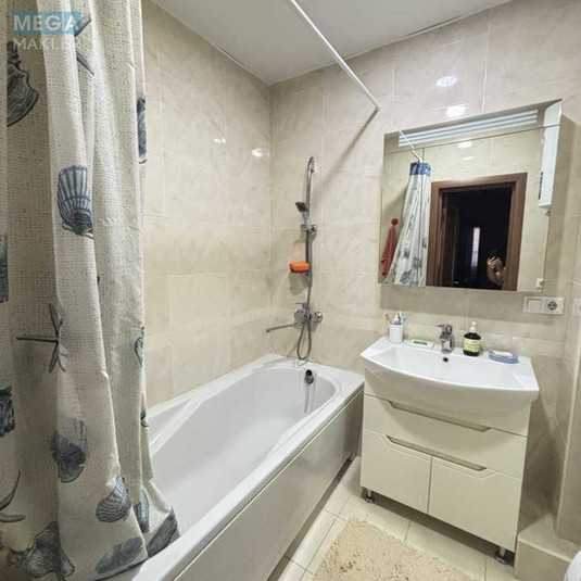 Оренда 3 кімнатної квартири, <a class="location-link" href="/kiev/" title="Недвижимость Київ">Київ</a>, <a class="location-link" href="/kiev/solomenskij/" title="Недвижимость Солом'янський район">Солом'янський р-н</a>, Гарматна вул., 38 (изображение 4)