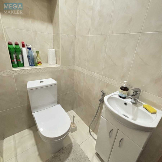 Оренда 3 кімнатної квартири, <a class="location-link" href="/kiev/" title="Недвижимость Київ">Київ</a>, <a class="location-link" href="/kiev/solomenskij/" title="Недвижимость Солом'янський район">Солом'янський р-н</a>, Гарматна вул., 38 (изображение 10)