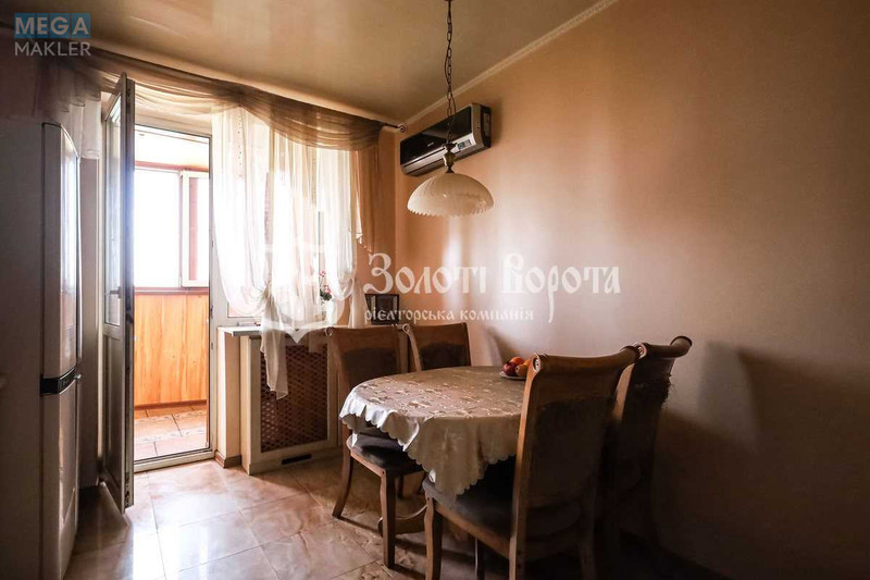 Продаж 4 кімнатної квартири (142/84/14,6), 20 пов. 27 пов. будинку, <a class="location-link" href="/kiev/" title="Недвижимость Київ">Київ</a>, <a class="location-link" href="/kiev/darnickij/" title="Недвижимость Дарницький район">Дарницький р-н</a>, Срібнокільська вул., 1 (изображение 14)