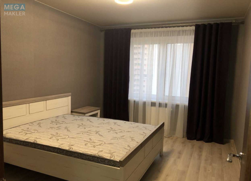 Оренда 2 кімнатної квартири, <a class="location-link" href="/kiev/" title="Недвижимость Київ">Київ</a>, <a class="location-link" href="/kiev/darnickij/" title="Недвижимость Дарницький район">Дарницький р-н</a>, Софьи Русовой ул. (изображение 5)