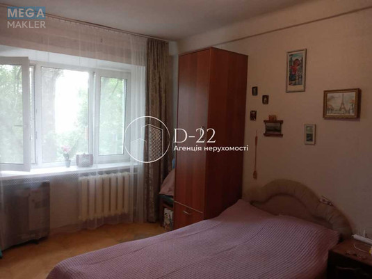 Продаж 3 кімнатної квартири (63/41/8), 4 пов. 8 пов. будинку, <a class="location-link" href="/kiev/" title="Недвижимость Київ">Київ</a>, <a class="location-link" href="/kiev/pecherskij/" title="Недвижимость Печерський район">Печерський р-н</a>, Новогоспітальна вулиця, 5 (изображение 7)