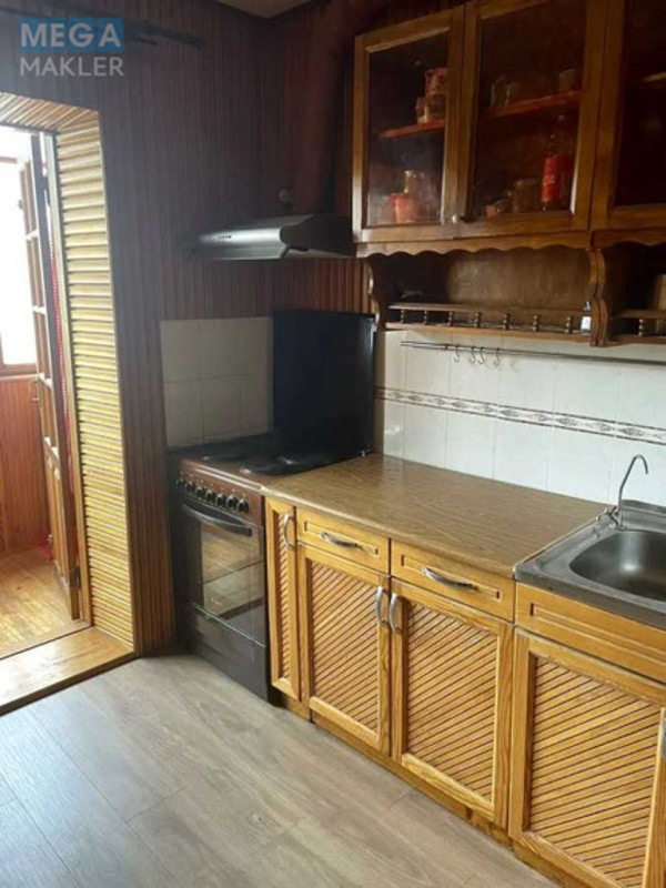 Оренда 1 кімнатної квартири, <a class="location-link" href="/kiev/" title="Недвижимость Київ">Київ</a>, <a class="location-link" href="/kiev/darnickij/" title="Недвижимость Дарницький район">Дарницький р-н</a>, Михаила Драгоманова ул., 3 (изображение 5)