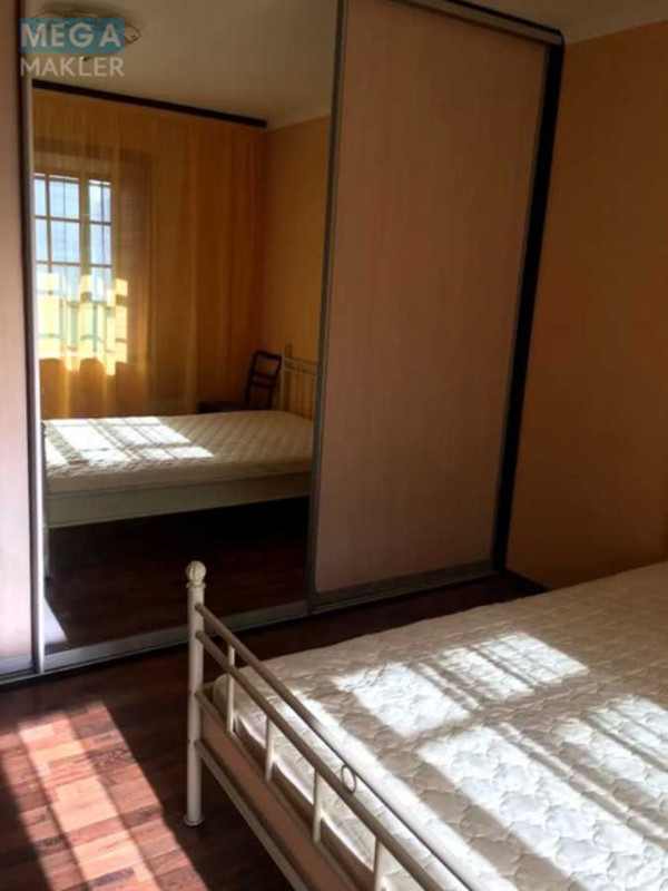 Оренда 1 кімнатної квартири, <a class="location-link" href="/kiev/" title="Недвижимость Київ">Київ</a>, <a class="location-link" href="/kiev/darnickij/" title="Недвижимость Дарницький район">Дарницький р-н</a>, Михаила Драгоманова ул., 3 (изображение 11)