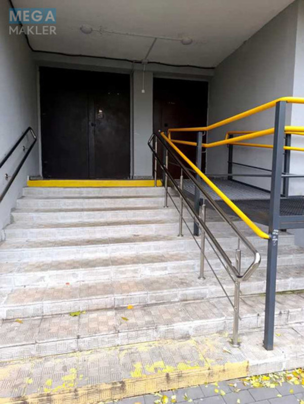 Оренда 1 кімнатної квартири, <a class="location-link" href="/kiev/" title="Недвижимость Київ">Київ</a>, <a class="location-link" href="/kiev/darnickij/" title="Недвижимость Дарницький район">Дарницький р-н</a>, Михаила Драгоманова ул., 3 (изображение 14)