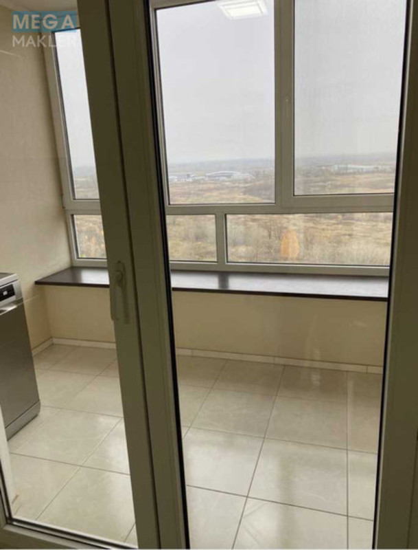 Оренда 3 кімнатної квартири, <a class="location-link" href="/kiev/" title="Недвижимость Київ">Київ</a>, <a class="location-link" href="/kiev/desnyanskij/" title="Недвижимость Деснянський район">Деснянський р-н</a>, Милославская ул. (изображение 3)