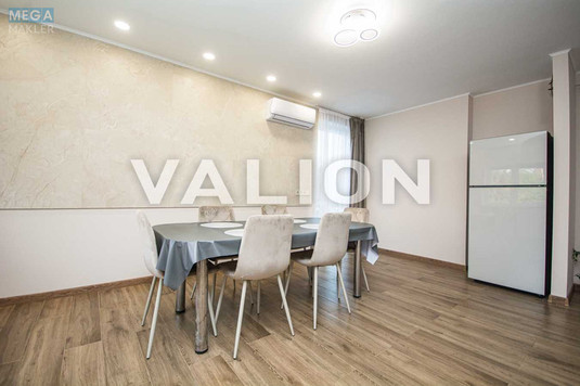 Продаж дома, 2&nbsp;поверху, 266&nbsp;кв.м, 6&nbsp;кімнат, ділянка 6&nbsp;соток, <a class="location-link" href="/boyarka/" title="Недвижимость Боярка">Боярка</a>, Боярська, 2 (изображение 11)