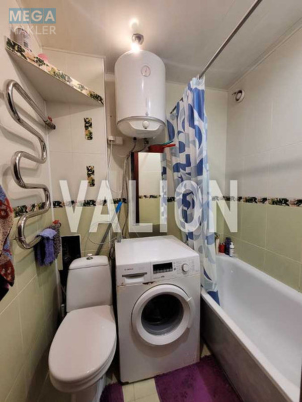 Продаж 2 кімнатної квартири (44/30/6), 1 пов. 5 пов. будинку, <a class="location-link" href="/kiev/" title="Недвижимость Київ">Київ</a>, <a class="location-link" href="/kiev/solomenskij/" title="Недвижимость Солом'янський район">Солом'янський р-н</a>, Вацлава Гавела бульв., 81 (изображение 6)