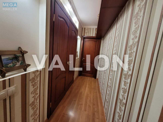 Продаж 2 кімнатної квартири (44/30/6), 1 пов. 5 пов. будинку, <a class="location-link" href="/kiev/" title="Недвижимость Київ">Київ</a>, <a class="location-link" href="/kiev/solomenskij/" title="Недвижимость Солом'янський район">Солом'янський р-н</a>, Вацлава Гавела бульв., 81 (изображение 7)