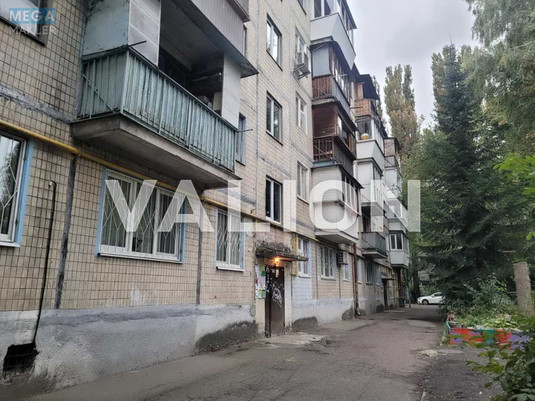 Продаж 2 кімнатної квартири (44/30/6), 1 пов. 5 пов. будинку, <a class="location-link" href="/kiev/" title="Недвижимость Київ">Київ</a>, <a class="location-link" href="/kiev/solomenskij/" title="Недвижимость Солом'янський район">Солом'янський р-н</a>, Вацлава Гавела бульв., 81 (изображение 8)