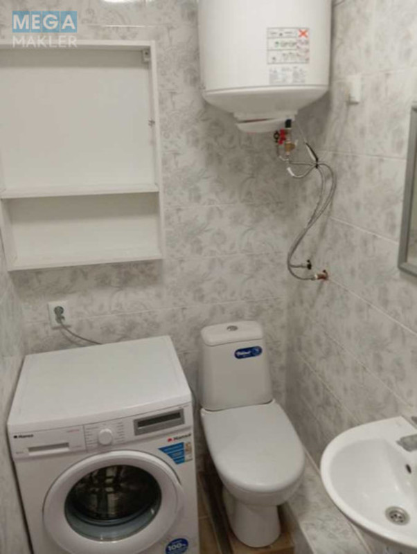 Продаж 1 кімнатної квартири (18/12/5), 1 пов. 6 пов. будинку, <a class="location-link" href="/kiev/" title="Недвижимость Київ">Київ</a>, <a class="location-link" href="/kiev/solomenskij/" title="Недвижимость Солом'янський район">Солом'янський р-н</a>, Вишнева вул., 6 (изображение 6)