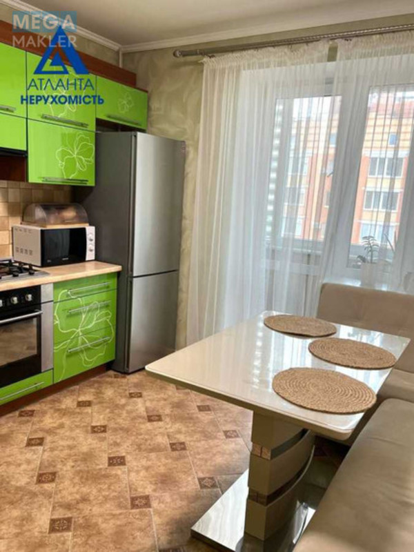 Продаж 2 кімнатної квартири (70,2/35/11), 8 пов. 9 пов. будинку, <a class="location-link" href="/lutsk/" title="Недвижимость Луцьк">Луцьк</a>, Героїв добровольців, 4в (изображение 2)