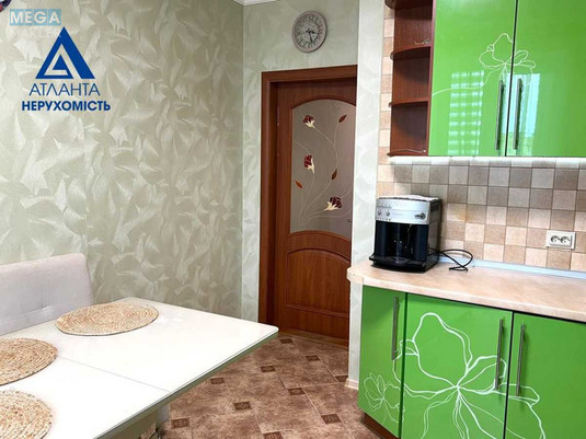 Продаж 2 кімнатної квартири (70,2/35/11), 8 пов. 9 пов. будинку, <a class="location-link" href="/lutsk/" title="Недвижимость Луцьк">Луцьк</a>, Героїв добровольців, 4в (изображение 3)