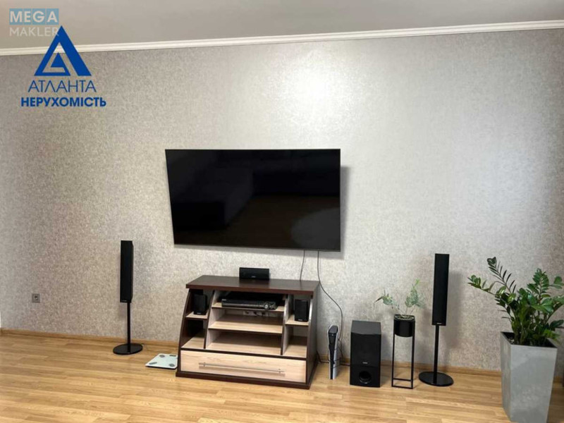 Продаж 2 кімнатної квартири (70,2/35/11), 8 пов. 9 пов. будинку, <a class="location-link" href="/lutsk/" title="Недвижимость Луцьк">Луцьк</a>, Героїв добровольців, 4в (изображение 9)