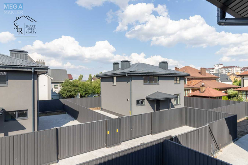 Продаж дома, 2&nbsp;поверху, 147&nbsp;кв.м, 5&nbsp;кімнат, ділянка 4&nbsp;сотки, <a class="location-link" href="/kiev/" title="Недвижимость Київ">Київ</a>, <a class="location-link" href="/kiev/solomenskij/" title="Недвижимость Солом'янський район">Солом'янський р-н</a>, Садовый пер., 35/72 (изображение 4)