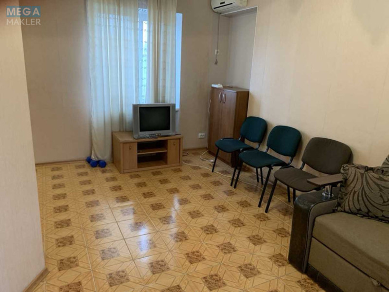 Оренда 1 кімнатної квартири, <a class="location-link" href="/odessa/" title="Недвижимость Одеса">Одеса</a>, <a class="location-link" href="/odessa/kievskij/" title="Недвижимость Київський район">Київський р-н</a>, Александра Невского, 74 (изображение 2)