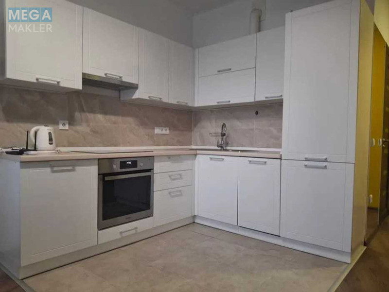 Продаж 2 кімнатної квартири (69,2/28/16), 9 пов. 16 пов. будинку, <a class="location-link" href="/kiev/" title="Недвижимость Київ">Київ</a>, <a class="location-link" href="/kiev/svyatoshinskij/" title="Недвижимость Святошинський район">Святошинський р-н</a>, Берестейський просп., 65Б (изображение 3)