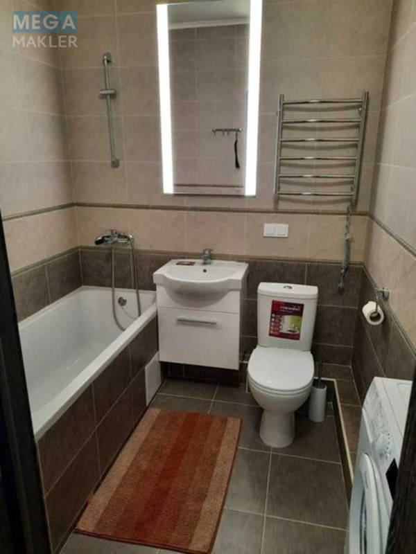 Продаж 2 кімнатної квартири (69,2/28/16), 9 пов. 16 пов. будинку, <a class="location-link" href="/kiev/" title="Недвижимость Київ">Київ</a>, <a class="location-link" href="/kiev/svyatoshinskij/" title="Недвижимость Святошинський район">Святошинський р-н</a>, Берестейський просп., 65Б (изображение 11)