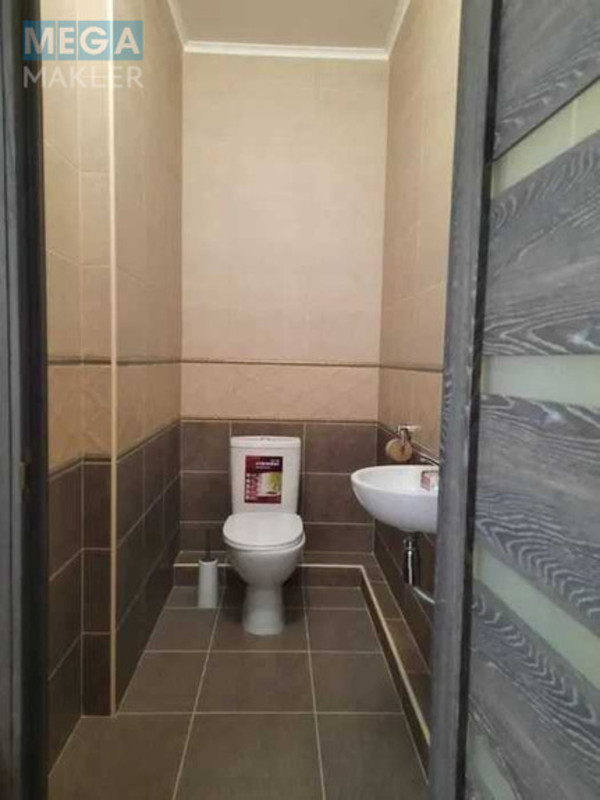 Продаж 2 кімнатної квартири (69,2/28/16), 9 пов. 16 пов. будинку, <a class="location-link" href="/kiev/" title="Недвижимость Київ">Київ</a>, <a class="location-link" href="/kiev/svyatoshinskij/" title="Недвижимость Святошинський район">Святошинський р-н</a>, Берестейський просп., 65Б (изображение 14)