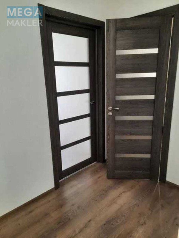 Продаж 2 кімнатної квартири (69,2/28/16), 9 пов. 16 пов. будинку, <a class="location-link" href="/kiev/" title="Недвижимость Київ">Київ</a>, <a class="location-link" href="/kiev/svyatoshinskij/" title="Недвижимость Святошинський район">Святошинський р-н</a>, Берестейський просп., 65Б (изображение 19)