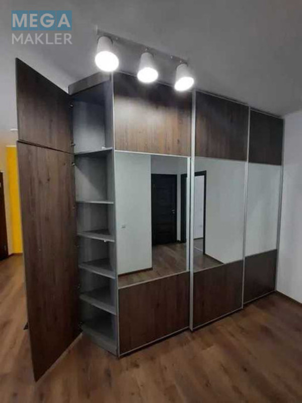 Продаж 2 кімнатної квартири (69,2/28/16), 9 пов. 16 пов. будинку, <a class="location-link" href="/kiev/" title="Недвижимость Київ">Київ</a>, <a class="location-link" href="/kiev/svyatoshinskij/" title="Недвижимость Святошинський район">Святошинський р-н</a>, Берестейський просп., 65Б (изображение 21)