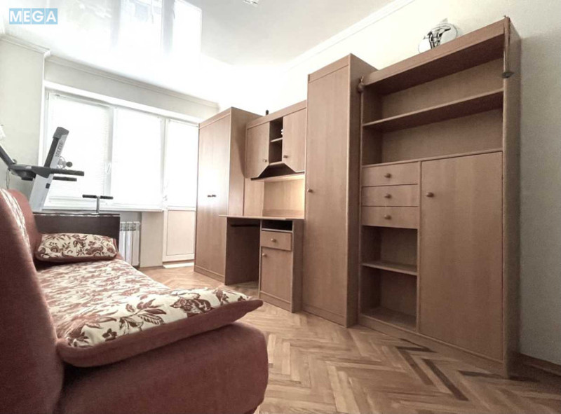 Оренда 3 кімнатної квартири, <a class="location-link" href="/kiev/" title="Недвижимость Київ">Київ</a>, <a class="location-link" href="/kiev/pecherskij/" title="Недвижимость Печерський район">Печерський р-н</a>, Ивана Марьяненко ул., 13 (изображение 16)