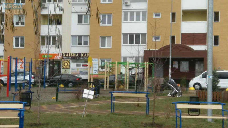 Продаж 6 кімнатної квартири (175/110/30), 1 пов. 25 пов. будинку, <a class="location-link" href="/kiev/" title="Недвижимость Київ">Київ</a>, <a class="location-link" href="/kiev/podolskij/" title="Недвижимость Подільський район">Подільський р-н</a>, Сергея Данченко ул., 3 (изображение 5)