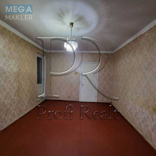 Продаж 3 кімнатної квартири (82/42/7), 5 пов. 10 пов. будинку, <a class="location-link" href="/kiev/" title="Недвижимость Київ">Київ</a>, <a class="location-link" href="/kiev/svyatoshinskij/" title="Недвижимость Святошинський район">Святошинський р-н</a>, Чорнобильська вулиця, 18 (изображение 3)