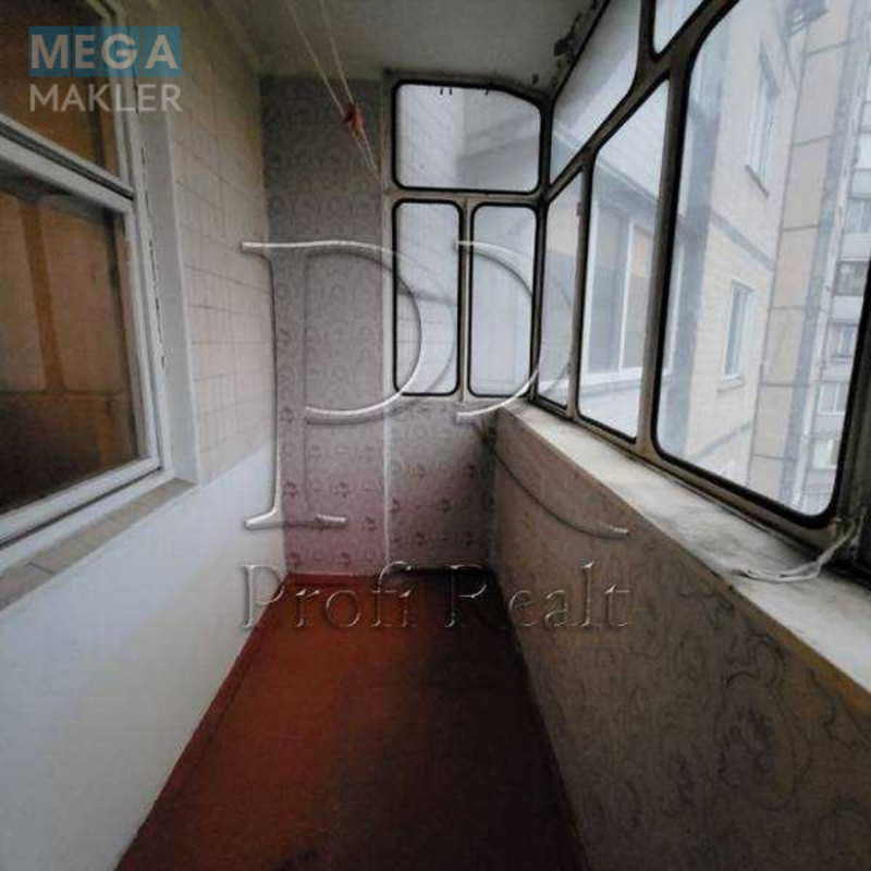 Продаж 3 кімнатної квартири (82/42/7), 5 пов. 10 пов. будинку, <a class="location-link" href="/kiev/" title="Недвижимость Київ">Київ</a>, <a class="location-link" href="/kiev/svyatoshinskij/" title="Недвижимость Святошинський район">Святошинський р-н</a>, Чорнобильська вулиця, 18 (изображение 6)