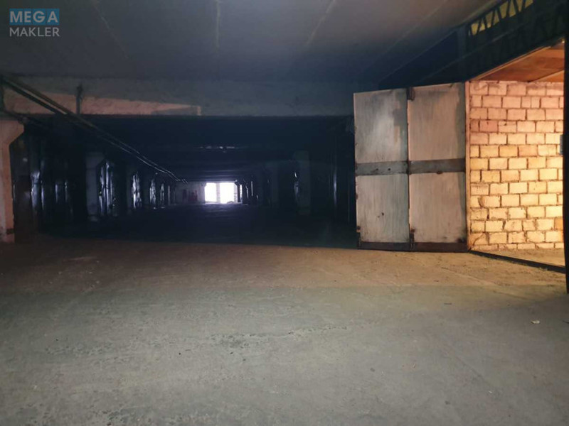 Оренда комерційної нерухомості, 17,20&nbsp;кв.м, <a class="location-link" href="/kiev/" title="Недвижимость Київ">Київ</a>, <a class="location-link" href="/kiev/dneprovskij/" title="Недвижимость Дніпровський район">Дніпровський р-н</a>, Березняківська вул., 25 (изображение 3)