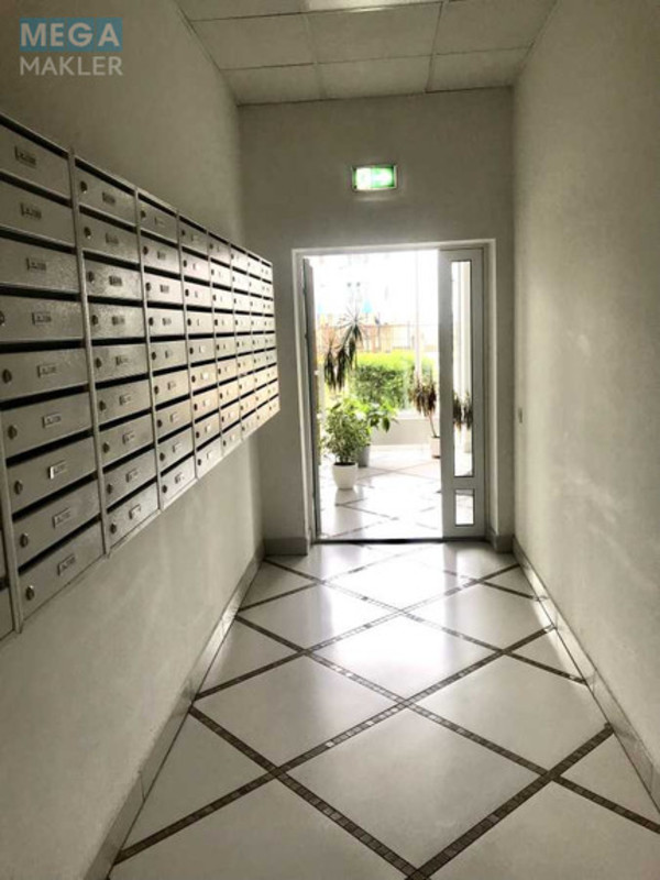 Продаж 3 кімнатної квартири (128/61/30), 20 пов. 23 пов. будинку, <a class="location-link" href="/kiev/" title="Недвижимость Київ">Київ</a>, <a class="location-link" href="/kiev/darnickij/" title="Недвижимость Дарницький район">Дарницький р-н</a>, Трускавецька вул., 2А (изображение 7)