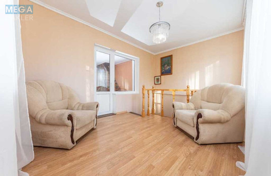 Оренда дома, <a class="location-link" href="/kiev/" title="Недвижимость Київ">Київ</a>, <a class="location-link" href="/kiev/darnickij/" title="Недвижимость Дарницький район">Дарницький р-н</a>, Центральна вул. (изображение 8)