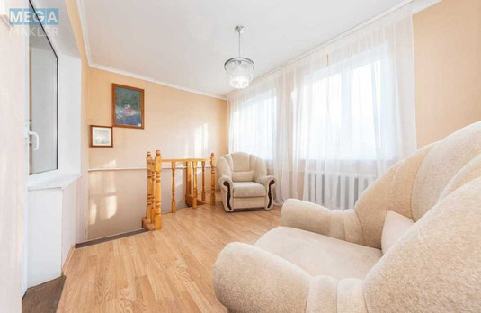 Оренда дома, <a class="location-link" href="/kiev/" title="Недвижимость Київ">Київ</a>, <a class="location-link" href="/kiev/darnickij/" title="Недвижимость Дарницький район">Дарницький р-н</a>, Центральна вул. (изображение 9)