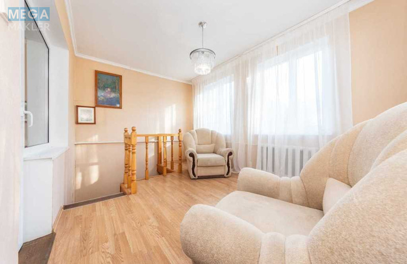 Оренда дома, <a class="location-link" href="/kiev/" title="Недвижимость Київ">Київ</a>, <a class="location-link" href="/kiev/darnickij/" title="Недвижимость Дарницький район">Дарницький р-н</a>, Центральна вул. (изображение 9)