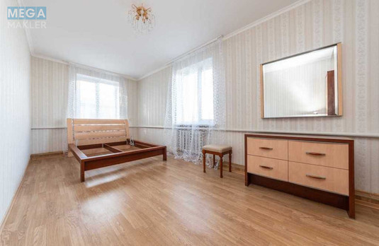 Оренда дома, <a class="location-link" href="/kiev/" title="Недвижимость Київ">Київ</a>, <a class="location-link" href="/kiev/darnickij/" title="Недвижимость Дарницький район">Дарницький р-н</a>, Центральна вул. (изображение 13)