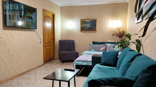 Оренда 2 кімнатної квартири, люкс, <a class="location-link" href="/dnepropetrovsk/" title="Недвижимость Дніпра">Дніпро</a>, <a class="location-link" href="/dnepropetrovsk/amur-nizhnedneprovskij/" title="Недвижимость Амур-Нижньодніпровський район">Амур-Нижньодніпровський р-н</a>, Маршала Малиновского, 34 ( <img src="https://megamakler.com.ua/metro/ff0000.gif" alt="" class="metro" /> м. Вокзальная, 15 ) (изображение 3)