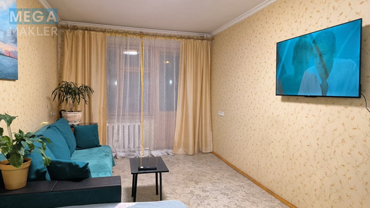 Оренда 2 кімнатної квартири, люкс, <a class="location-link" href="/dnepropetrovsk/" title="Недвижимость Дніпра">Дніпро</a>, <a class="location-link" href="/dnepropetrovsk/amur-nizhnedneprovskij/" title="Недвижимость Амур-Нижньодніпровський район">Амур-Нижньодніпровський р-н</a>, Маршала Малиновского, 34 ( <img src="https://megamakler.com.ua/metro/ff0000.gif" alt="" class="metro" /> м. Вокзальная, 15 ) (изображение 8)