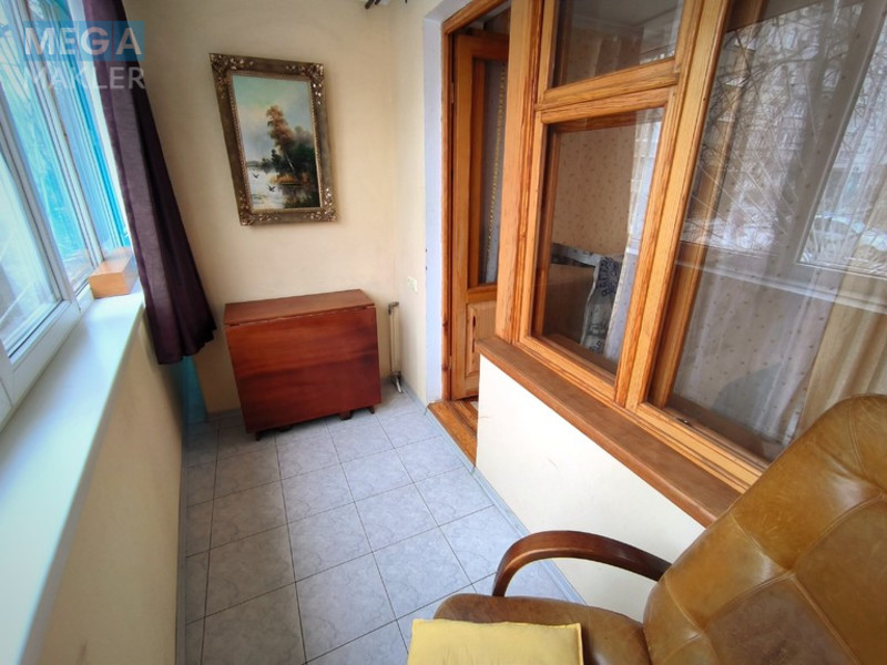 Оренда 2 кімнатної квартири, люкс, <a class="location-link" href="/dnepropetrovsk/" title="Недвижимость Дніпра">Дніпро</a>, <a class="location-link" href="/dnepropetrovsk/amur-nizhnedneprovskij/" title="Недвижимость Амур-Нижньодніпровський район">Амур-Нижньодніпровський р-н</a>, Маршала Малиновского, 34 ( <img src="https://megamakler.com.ua/metro/ff0000.gif" alt="" class="metro" /> м. Вокзальная, 15 ) (изображение 9)