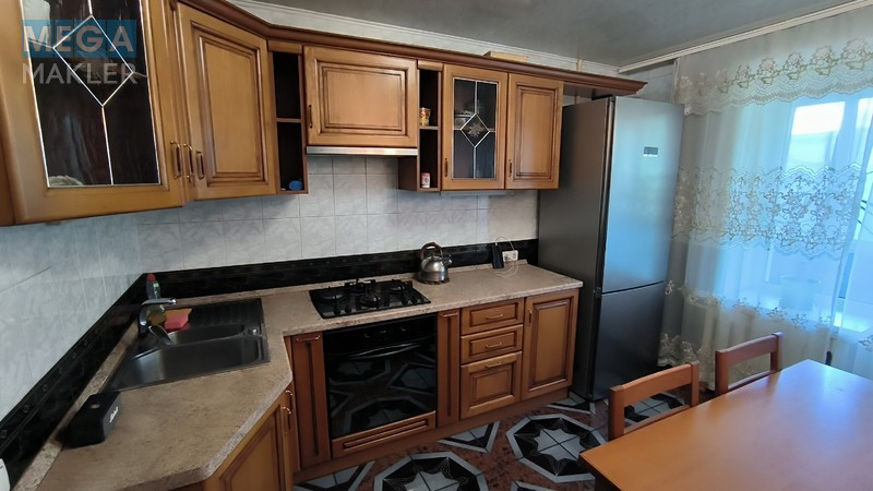 Оренда 4 кімнатні квартири, люкс, <a class="location-link" href="/dnepropetrovsk/" title="Недвижимость Дніпра">Дніпро</a>, <a class="location-link" href="/dnepropetrovsk/industrialnyj/" title="Недвижимость Індустріальний район">Індустріальний р-н</a>, Квітки Цісик, 2, Косіора ( <img src="https://megamakler.com.ua/metro/ff0000.gif" alt="" class="metro" /> м. Вокзальная, 15 мин ) (изображение 2)