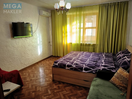 Оренда 3 кімнатної квартири, стандарт, <a class="location-link" href="/dnepropetrovsk/" title="Недвижимость Дніпра">Дніпро</a>, <a class="location-link" href="/dnepropetrovsk/industrialnyj/" title="Недвижимость Індустріальний район">Індустріальний р-н</a>, Калинова 47 ( <img src="https://megamakler.com.ua/metro/ff0000.gif" alt="" class="metro" /> м. Вокзальная, 15 ) (изображение 4)