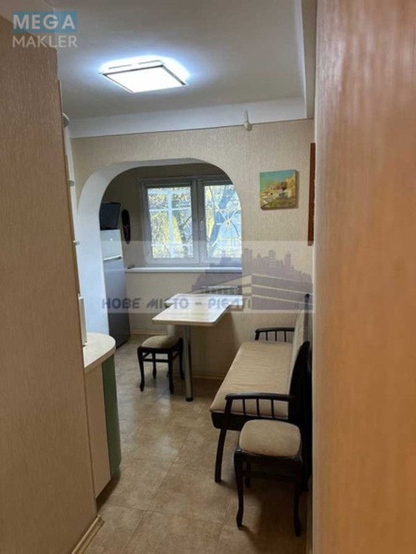 Продаж 1 кімнатної квартири (33/15/8), 3 пов. 9 пов. будинку, <a class="location-link" href="/kiev/" title="Недвижимость Київ">Київ</a>, <a class="location-link" href="/kiev/obolonskij/" title="Недвижимость Оболонський район">Оболонський р-н</a>, Оболонский просп., 16 (изображение 2)