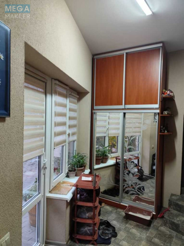 Продаж дома, 2&nbsp;поверху, 127&nbsp;кв.м, 5&nbsp;кімнат, ділянка 8&nbsp;соток, <a class="location-link" href="/dnepropetrovsk/" title="Недвижимость Дніпра">Дніпро</a>, Мукачевская (изображение 2)