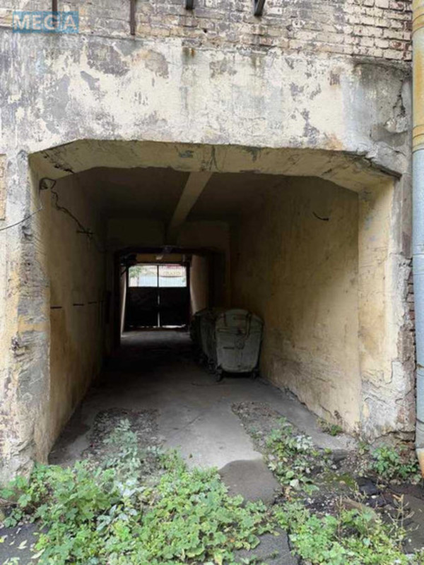 Продаж окремої будівлі/побудови, 2&nbsp;430&nbsp;кв.м, <a class="location-link" href="/kiev/" title="Недвижимость Київ">Київ</a>, <a class="location-link" href="/kiev/shevchenkovskij/" title="Недвижимость Шевченківський район">Шевченківський р-н</a>, Богдана Хмельницького вул., 38 (изображение 11)