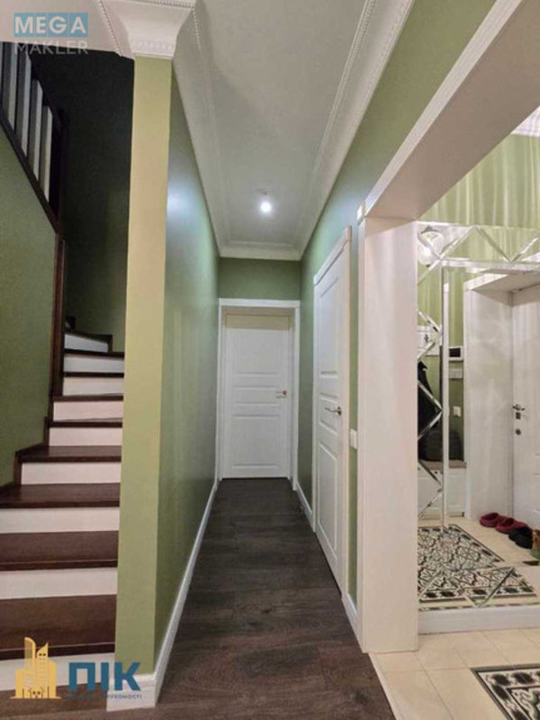 Продаж 7 кімнатної квартири (191/71/20), 1 пов. 2 пов. будинку, <a class="location-link" href="/sofievskaya-borshagovka/" title="Недвижимость Софіївська Борщагівка">Софіївська Борщагівка</a>, Радужная (изображение 13)