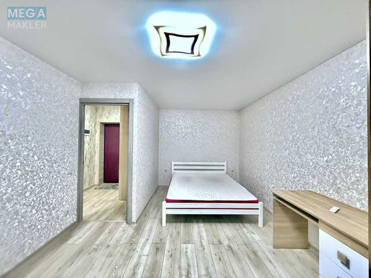 Продаж 1 кімнатної квартири (35/18/6), 7 пов. 9 пов. будинку, <a class="location-link" href="/kiev/" title="Недвижимость Київ">Київ</a>, <a class="location-link" href="/kiev/dneprovskij/" title="Недвижимость Дніпровський район">Дніпровський р-н</a>, Радужная ул., 13В (изображение 2)