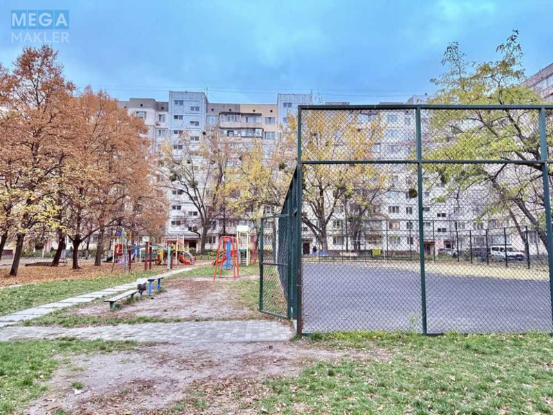 Продаж 1 кімнатної квартири (35/18/6), 7 пов. 9 пов. будинку, <a class="location-link" href="/kiev/" title="Недвижимость Київ">Київ</a>, <a class="location-link" href="/kiev/dneprovskij/" title="Недвижимость Дніпровський район">Дніпровський р-н</a>, Радужная ул., 13В (изображение 23)