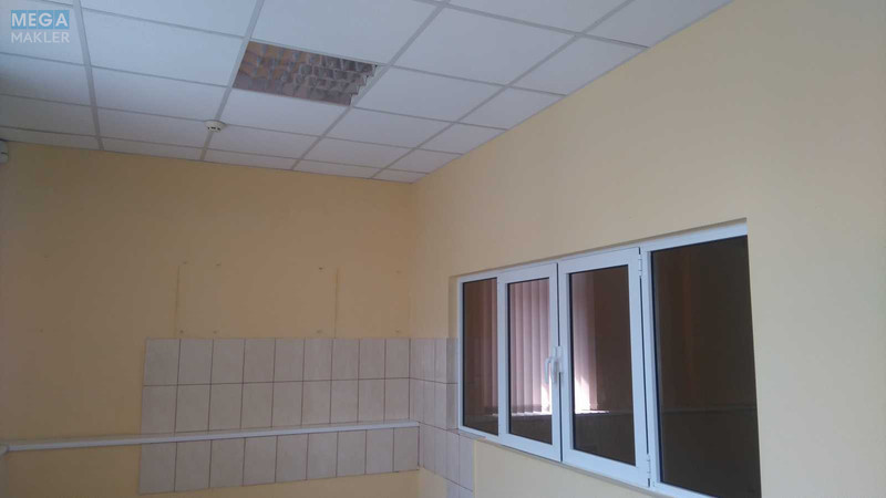 Оренда комерційної нерухомості, 224,30&nbsp;кв.м, под офис, <a class="location-link" href="/kiev/" title="Недвижимость Київ">Київ</a>, <a class="location-link" href="/kiev/desnyanskij/" title="Недвижимость Деснянский район">Деснянский р-н</a>, Качалова ул., 5 (изображение 9)