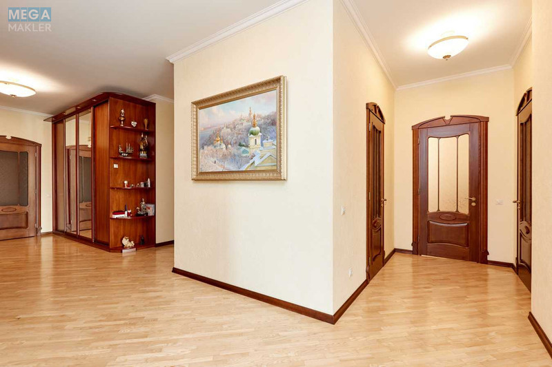 Продаж 3 кімнатної квартири (210/124/22), 8 пов. 21 пов. будинку, <a class="location-link" href="/kiev/" title="Недвижимость Київ">Київ</a>, <a class="location-link" href="/kiev/podolskij/" title="Недвижимость Подольский район">Подольский р-н</a>, Старонаводницкая ул., 13 (изображение 24)