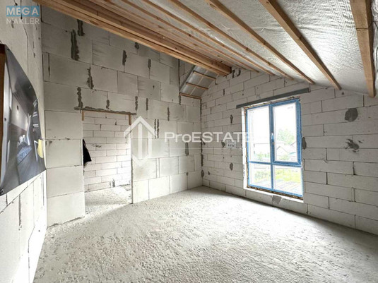 Продаж дома, 3&nbsp;поверху, 110&nbsp;кв.м, 4&nbsp;кімнати, ділянка 1&nbsp;сотка, <a class="location-link" href="/kiev/" title="Недвижимость Київ">Київ</a>, <a class="location-link" href="/kiev/solomenskij/" title="Недвижимость Солом'янський район">Солом'янський р-н</a>, Смерекова вул., 16 (изображение 12)