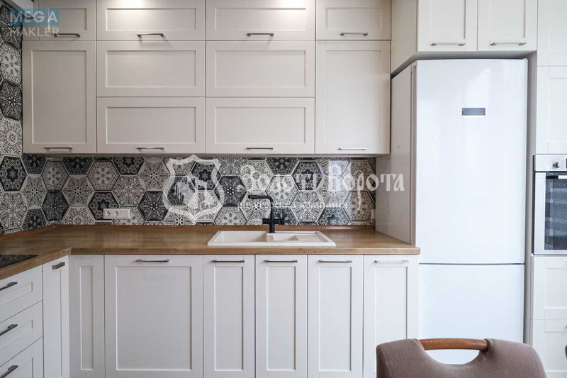 Продаж 2 кімнатної квартири (63/34/9), 18 пов. 25 пов. будинку, <a class="location-link" href="/kiev/" title="Недвижимость Київ">Київ</a>, <a class="location-link" href="/kiev/solomenskij/" title="Недвижимость Солом'янський район">Солом'янський р-н</a>, Михайла Донця вул., 2а (изображение 2)