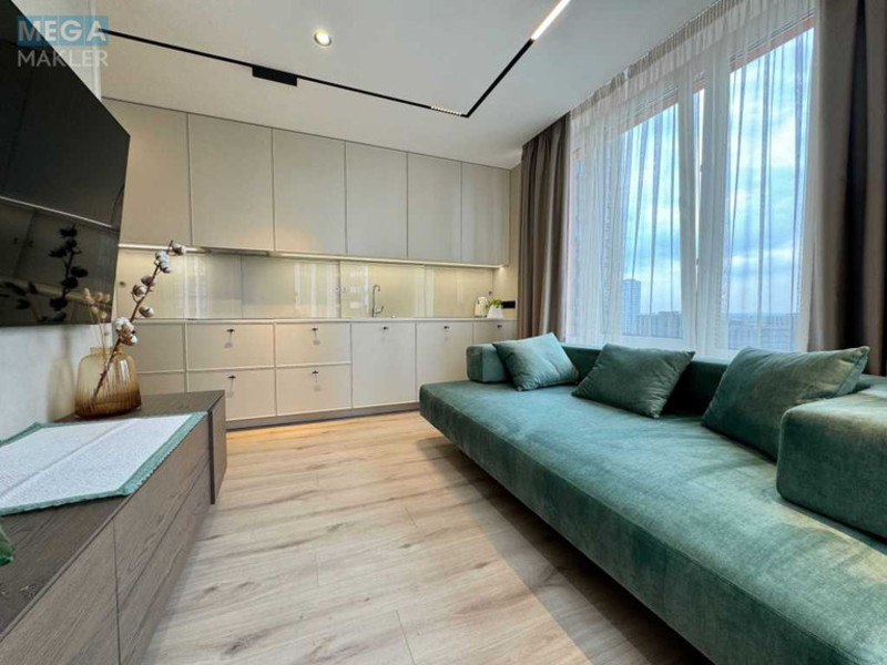 Продаж 3 кімнатної квартири (84/36/24), 11 пов. 25 пов. будинку, <a class="location-link" href="/kiev/" title="Недвижимость Київ">Київ</a>, <a class="location-link" href="/kiev/darnickij/" title="Недвижимость Дарницький район">Дарницький р-н</a>, Днепровская наб., 18А (изображение 2)